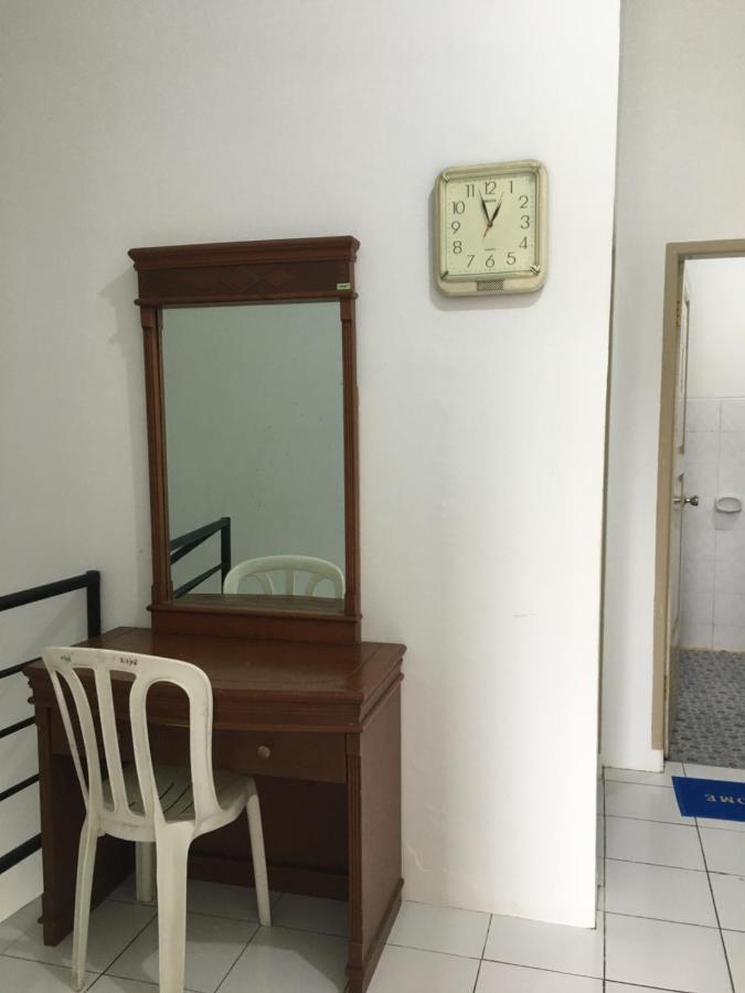 Villa Bukit Indah Берастаги Екстериор снимка